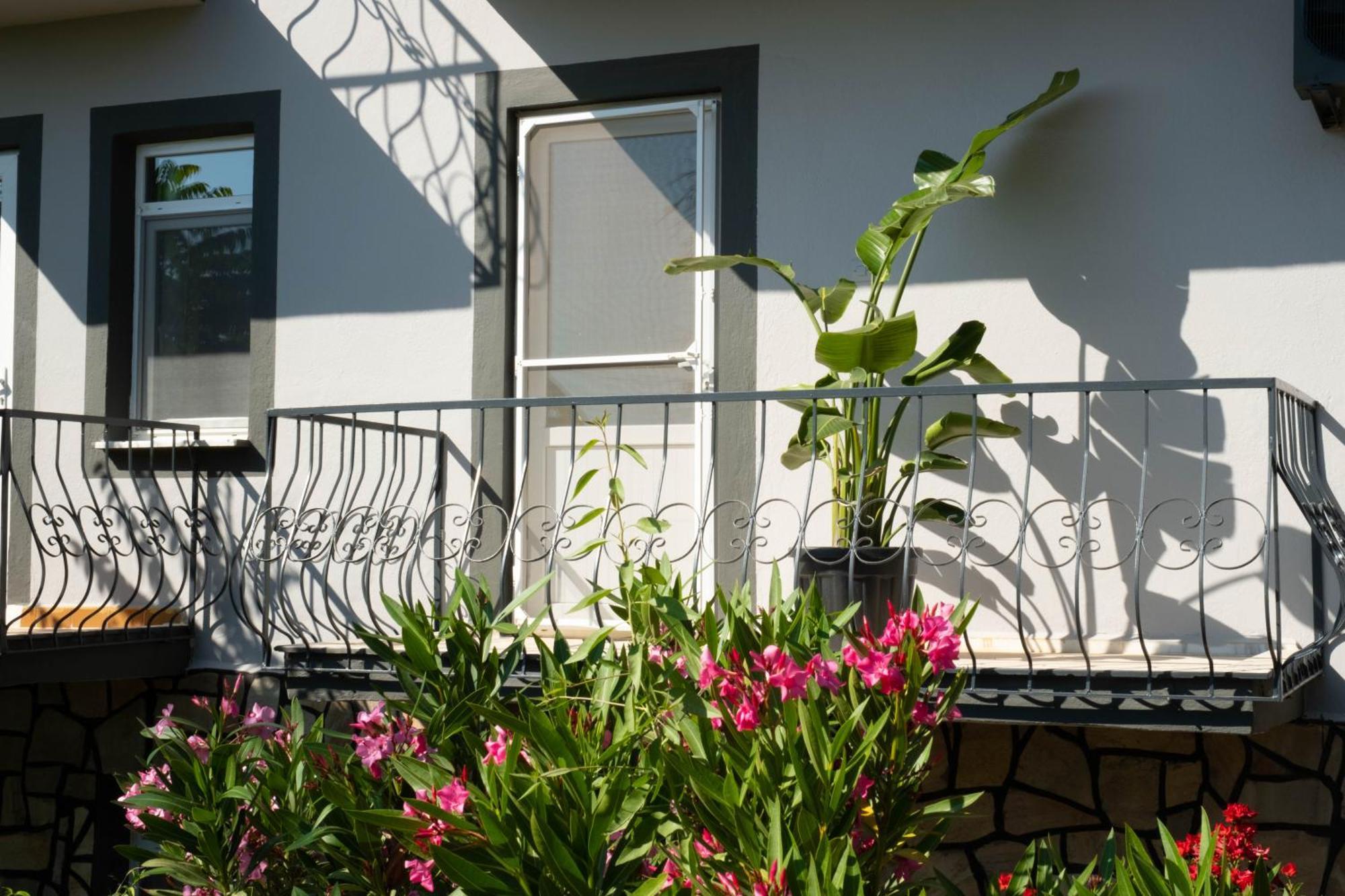 Kibele Hotel Олудениз Экстерьер фото